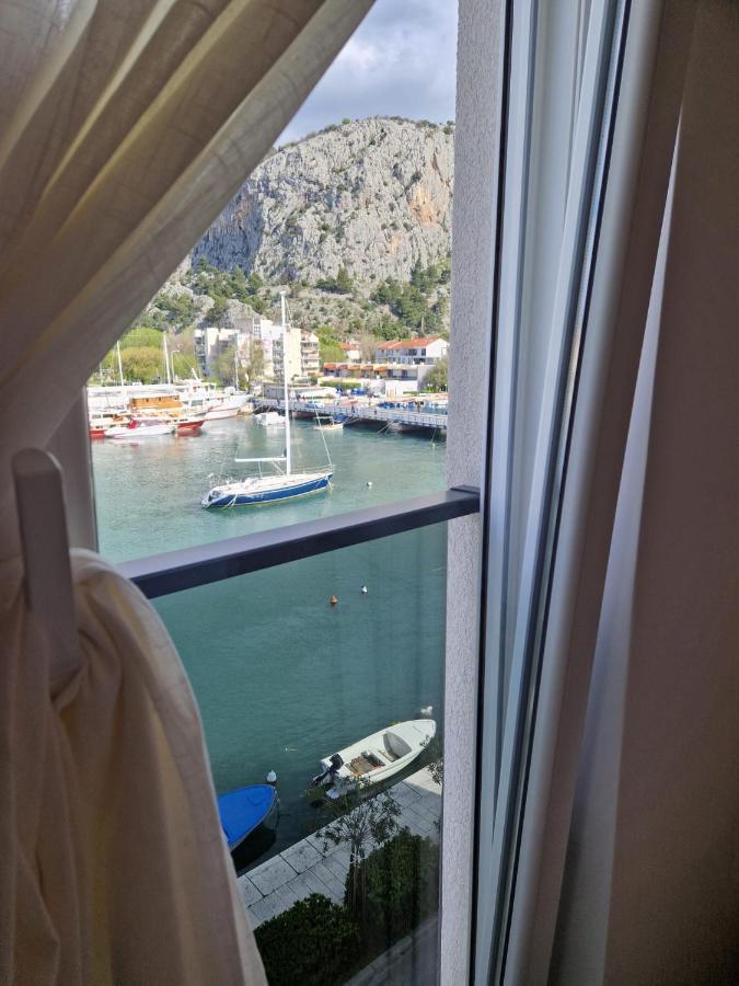 Apartman River Breeze Омиш Экстерьер фото