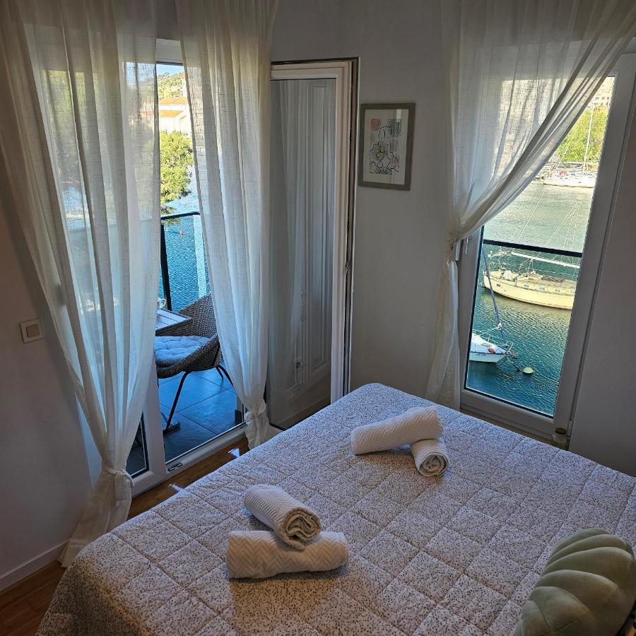 Apartman River Breeze Омиш Экстерьер фото