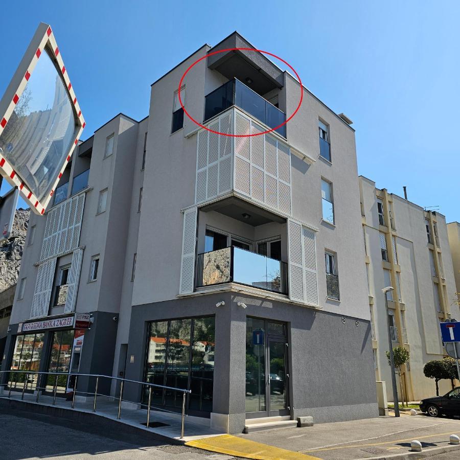 Apartman River Breeze Омиш Экстерьер фото